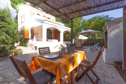 Innouthome A 100M De La Playa Port De L’estany Ii in L'ametlla De Mar, Spain