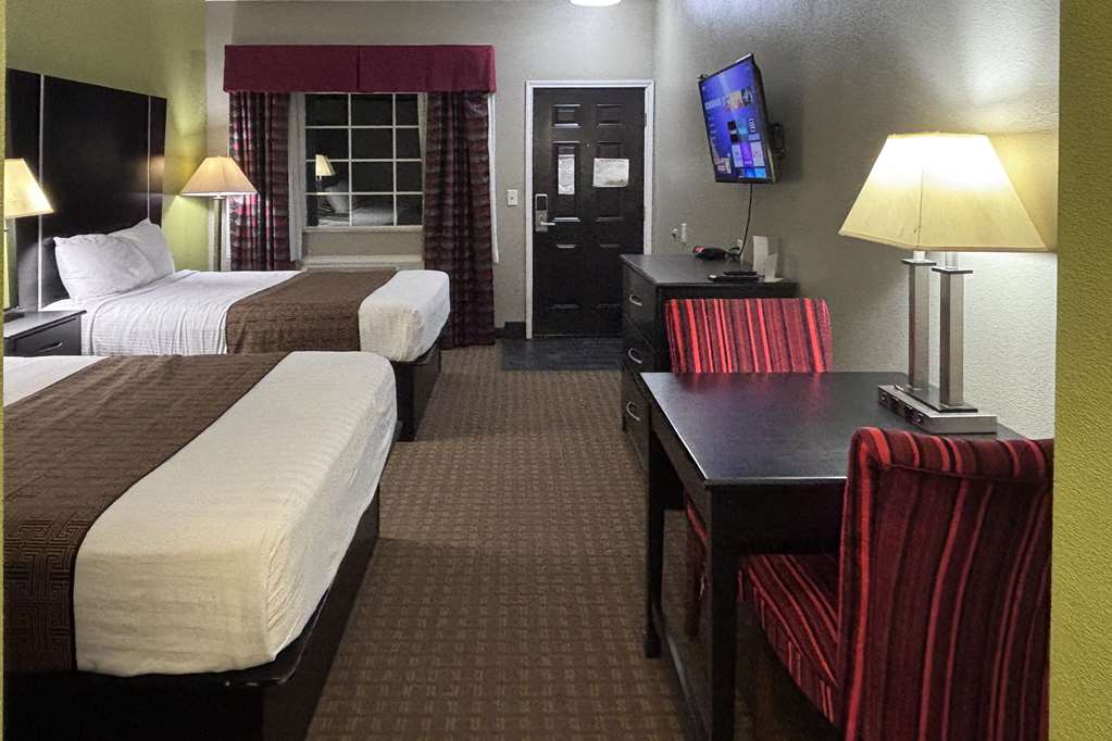 Rodeway Inn Dilley TX - photo 9
