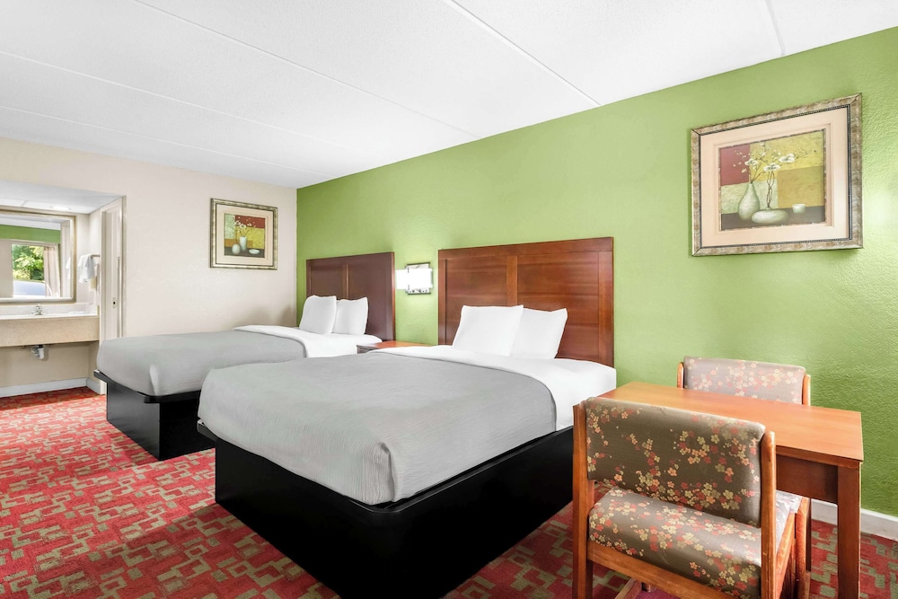 Quality Inn Selma Smithfield - photo 17