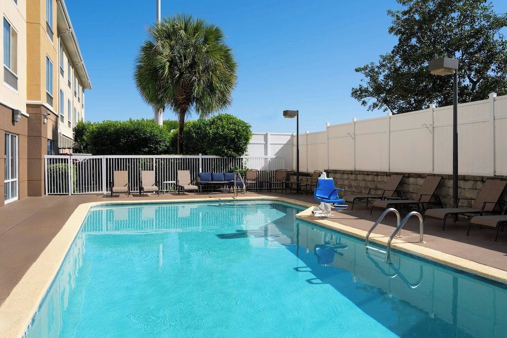 Fairfield Inn & Suites by Marriott Tifton - photo 22