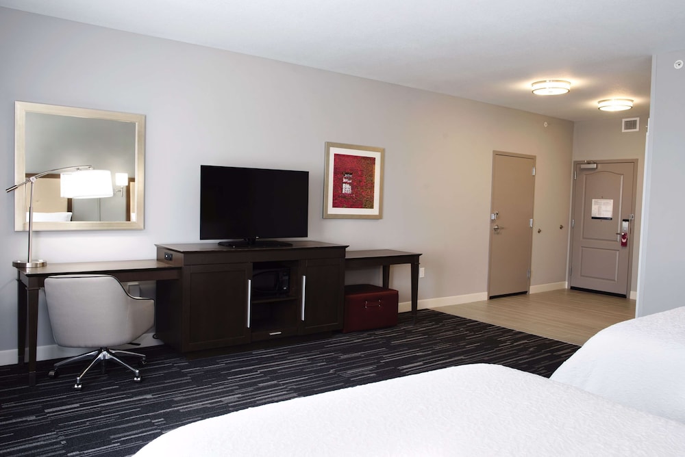 Hampton Inn & Suites Des Moines Urbandale - photo 7
