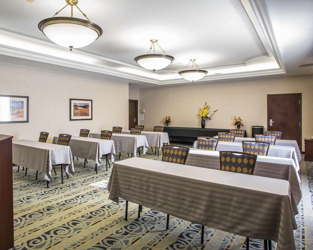 Quality Inn Schaumburg Chicago near the Mall - photo 21