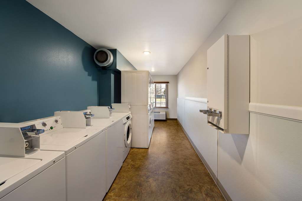 WoodSpring Suites Columbus Southeast - photo 27