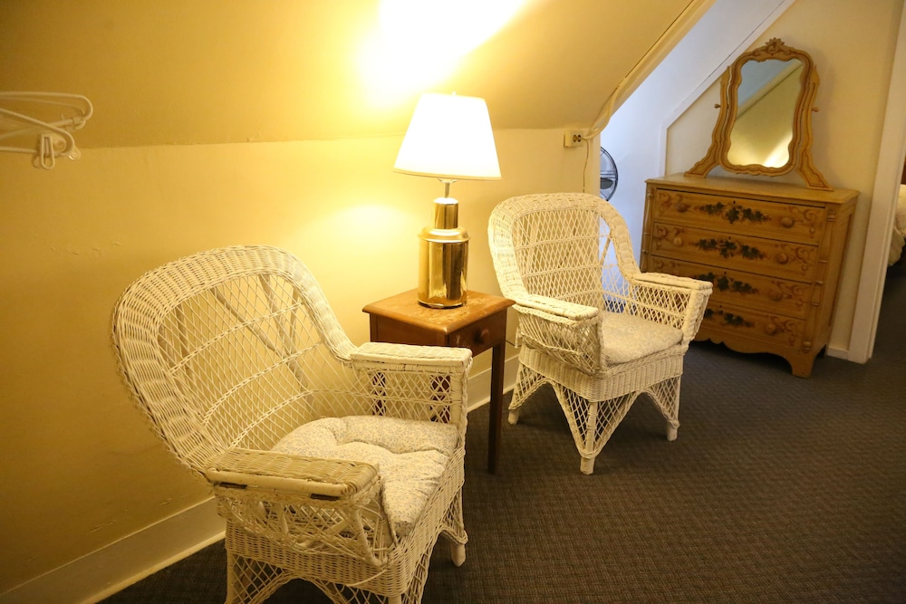 Salt Ash Inn - photo 49