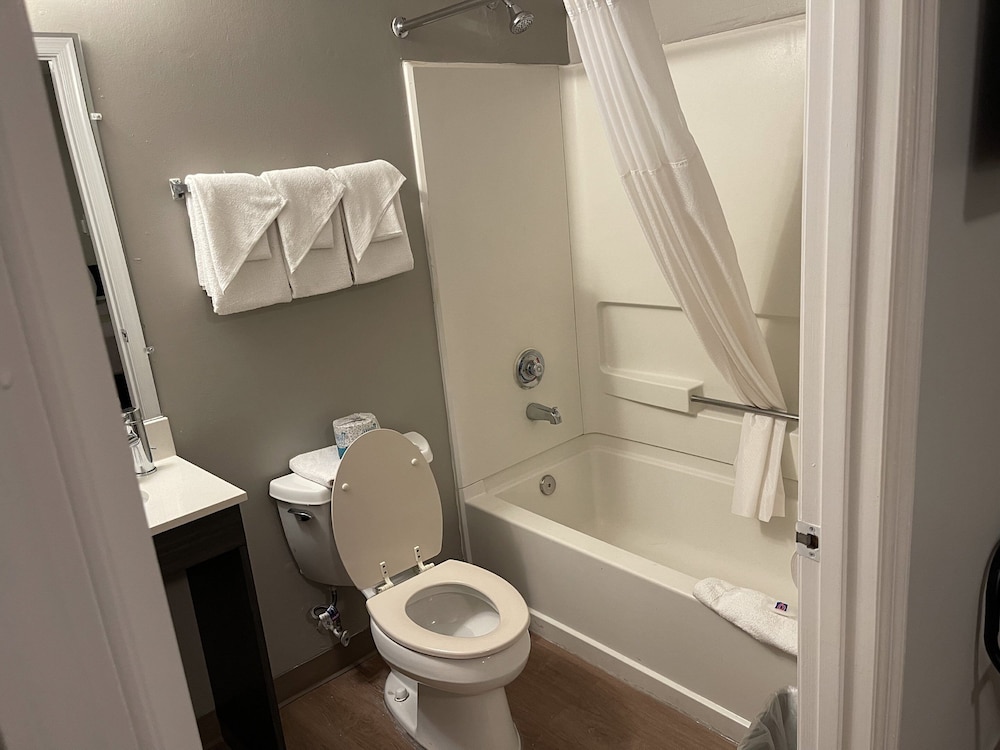 Studio 6 Extended Stay Richmond VA I 64 West - photo 21