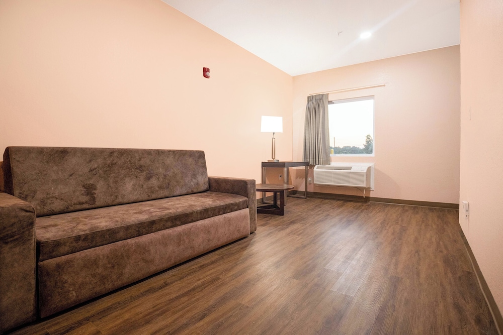 OYO Hotel Adairsville Calhoun South I 75 - photo 15