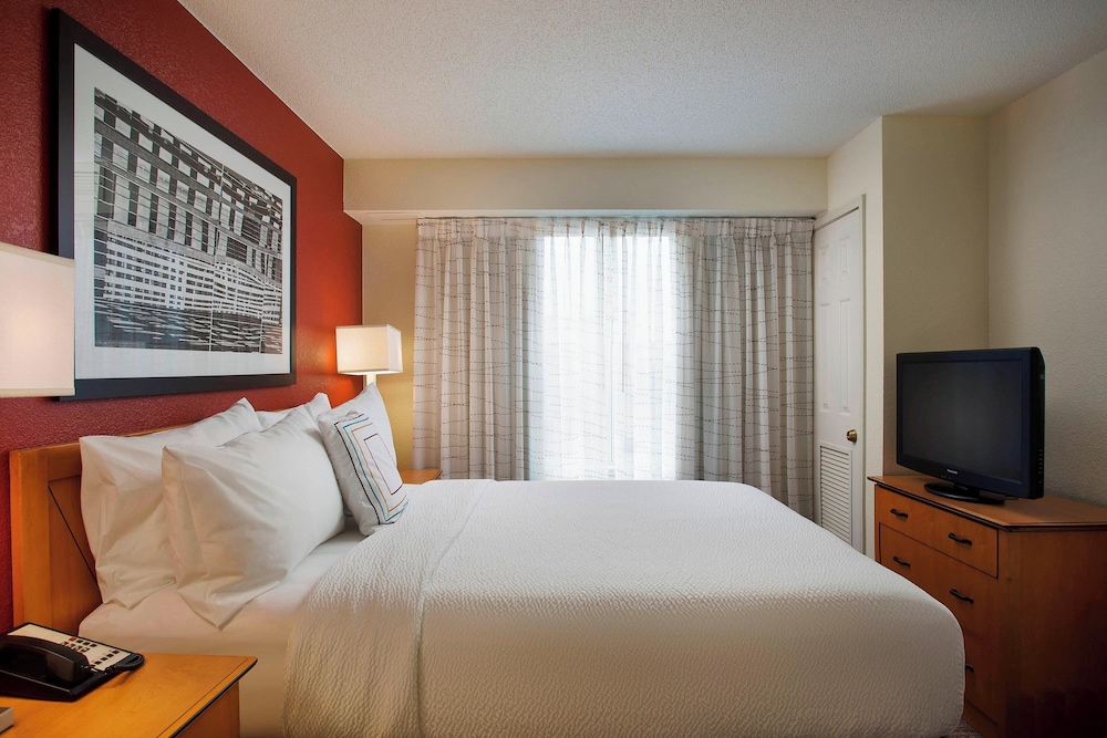 Residence Inn by Marriott Detroit Novi - photo 21