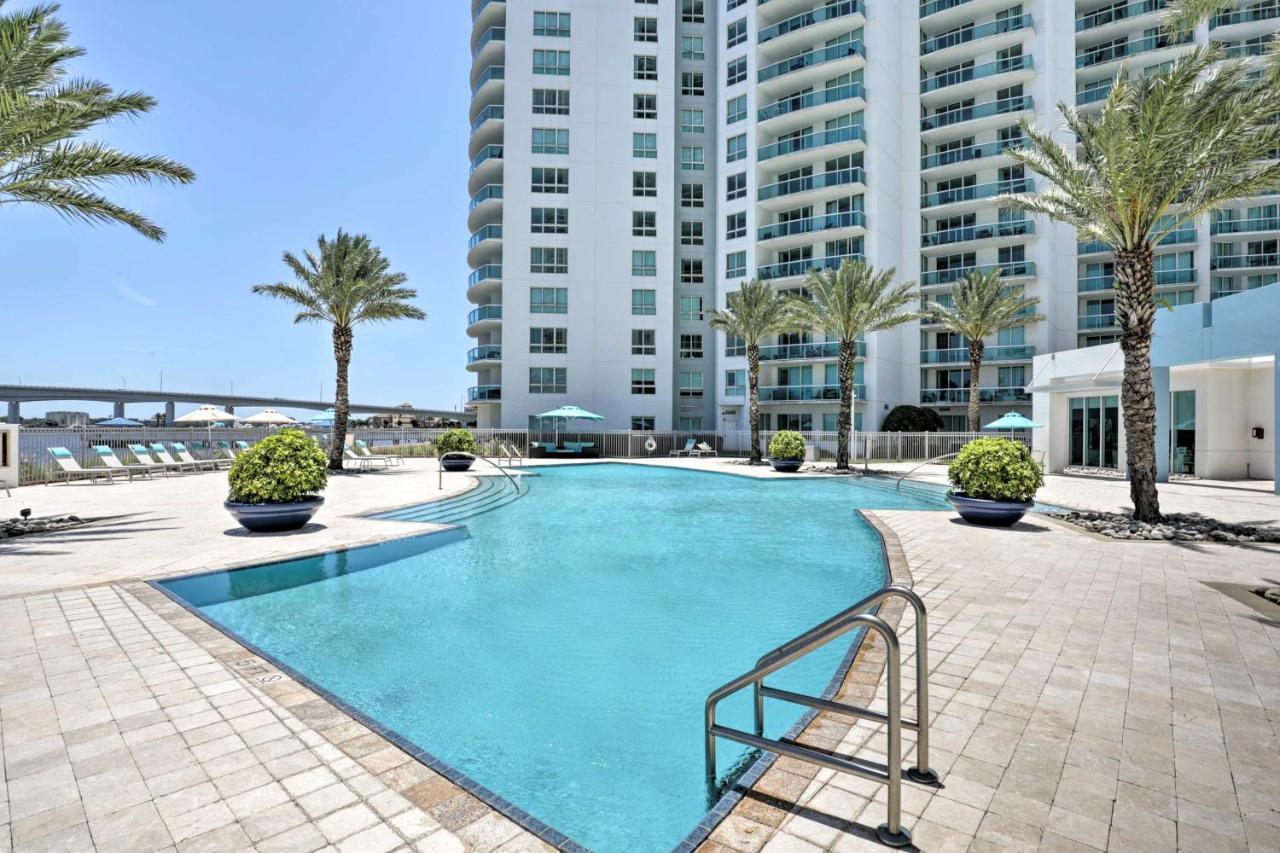 Luxurious Daytona Beach Condo with Resort Amenities in Daytona Beach, United States