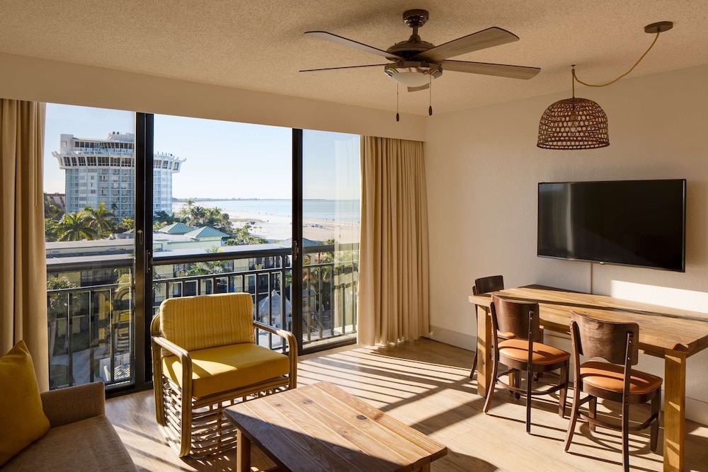 St Pete Shores Hotel - photo 15