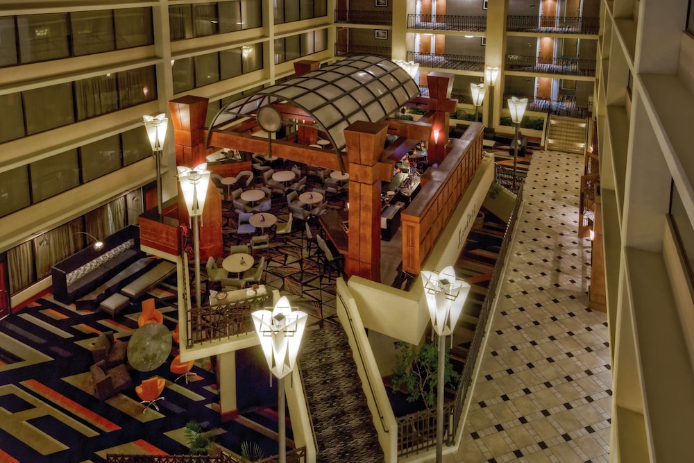Hilton Knoxville Airport - photo 3