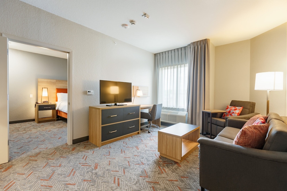Candlewood Suites San Antonio Schertz by IHG - photo 9