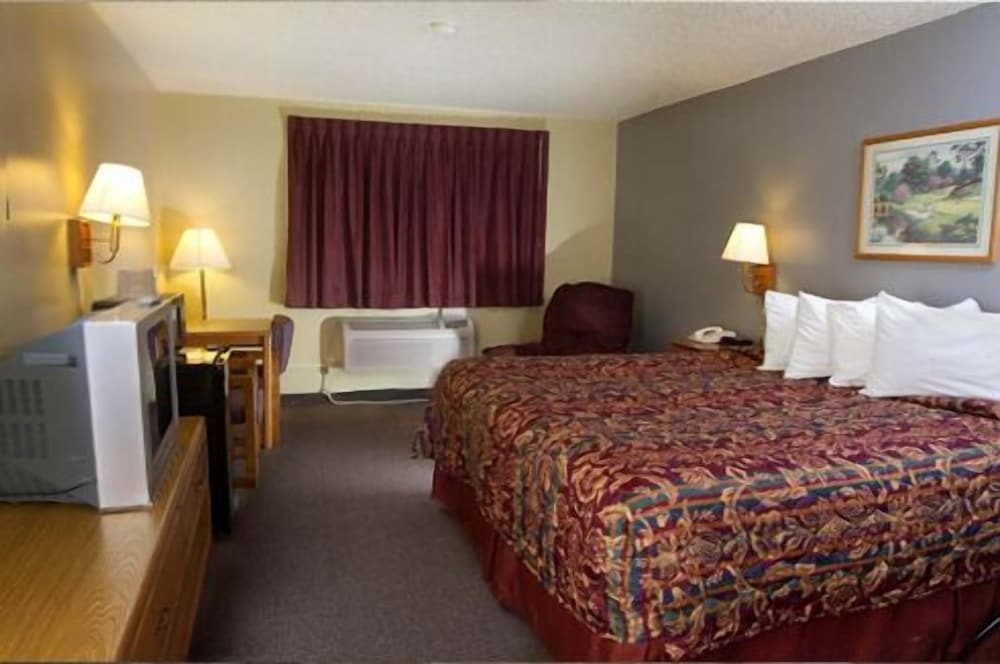 Cherokee Inn - photo 4