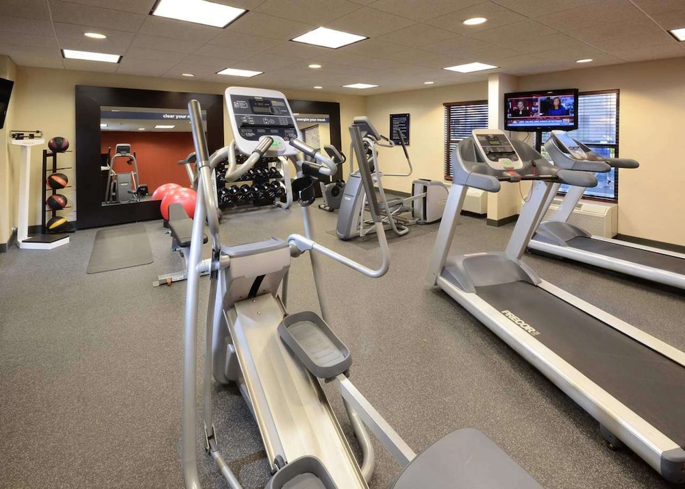 Hampton Inn Raleigh Town Of Wake Forest - photo 36
