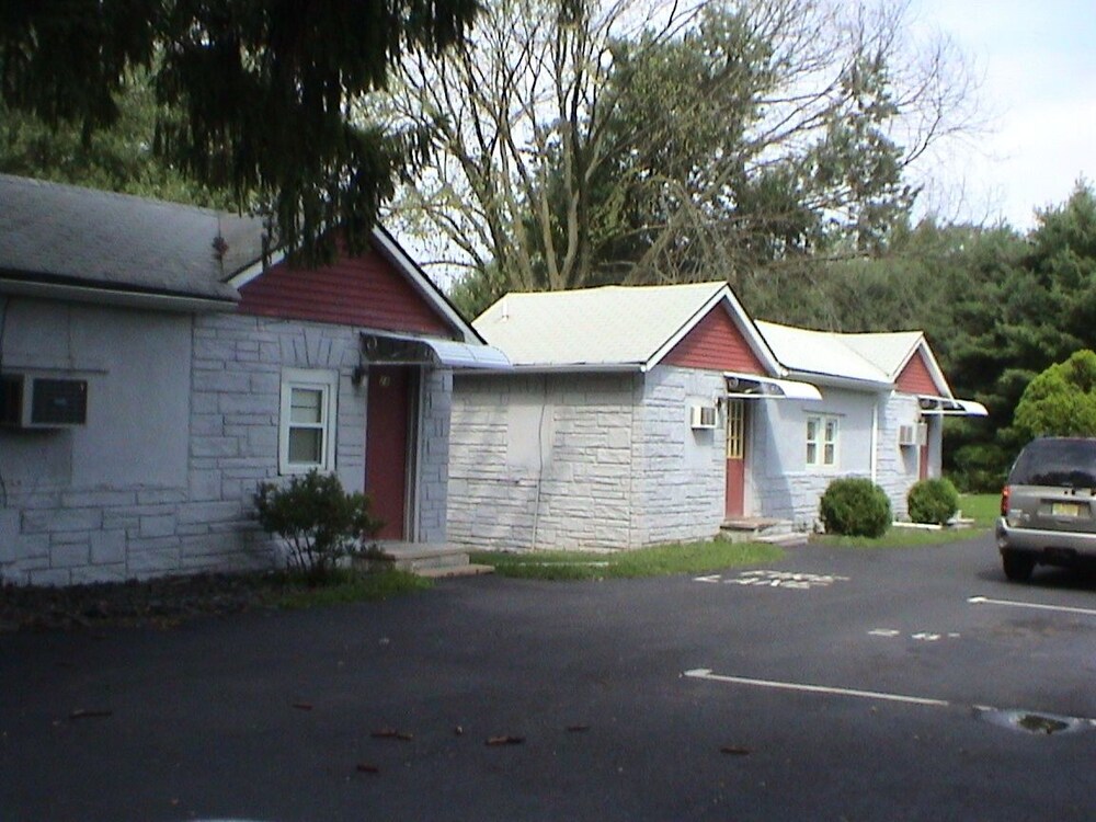 Red Mill Inn Motel - photo 2