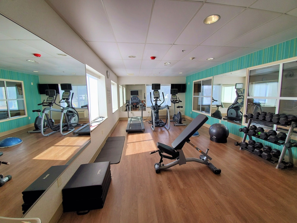 Holiday Inn Express & Suites Seattle North Lynnwood by IHG - photo 12