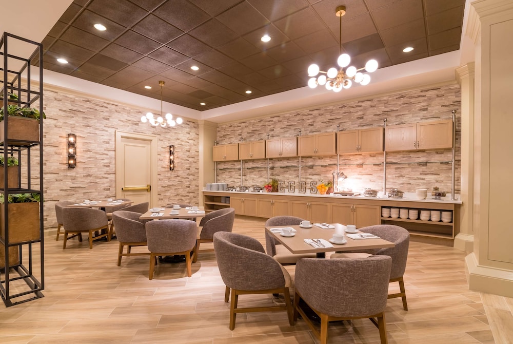 DoubleTree by Hilton San Diego Mission Valley - photo 58