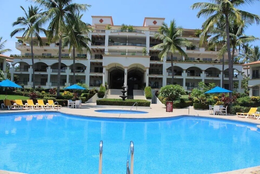 Condominio Grand Marina By Trvl2hm in Nuevo Vallarta, Mexico
