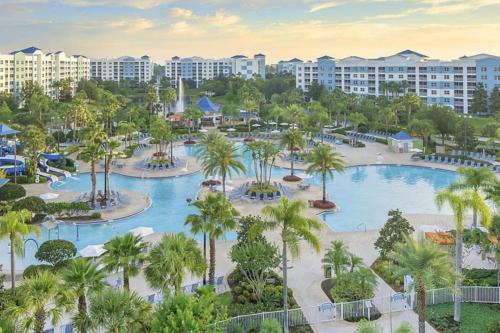 Enjoy your AM coffee in resort relaxation garden in this great 1BD condo in Orlando in Orlando, United States