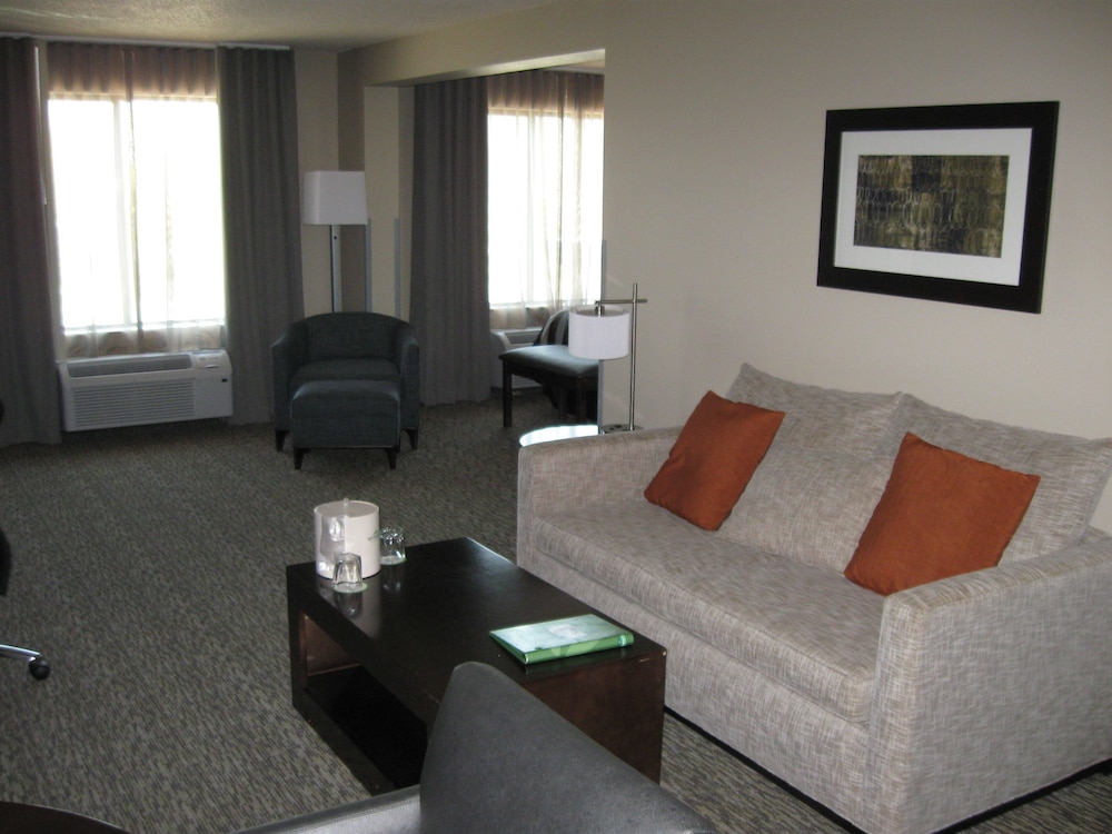 Wingate by Wyndham Fargo - photo 22