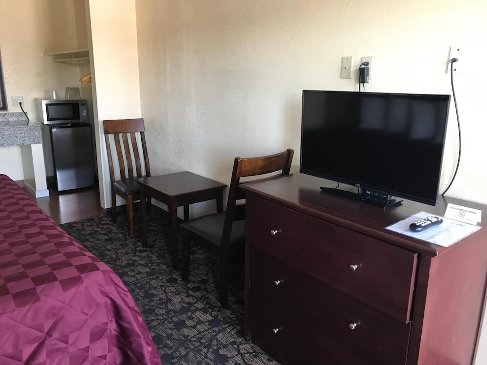 BeachWay Inn - photo 4