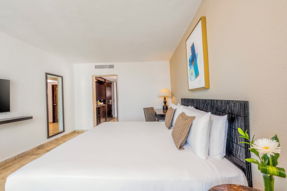Krystal Grand Cancun All Inclusive