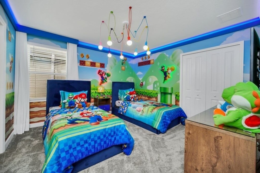 9 Bed Pool Home Storey Lake Resort 9 Bedroom Home by RedAwning - photo 3