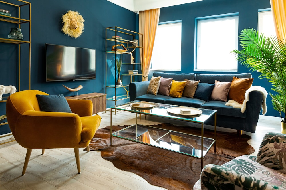 Welcome to the Jungle — 4-Star Luxury Hotel in Bucharest, Romania