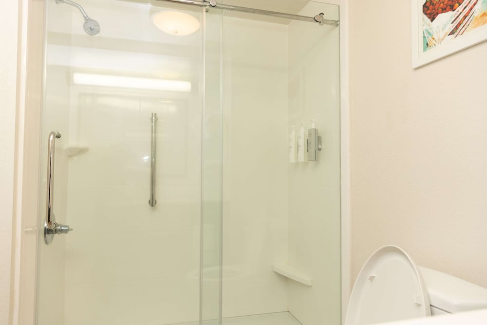 Hampton Inn Hammond - photo 40