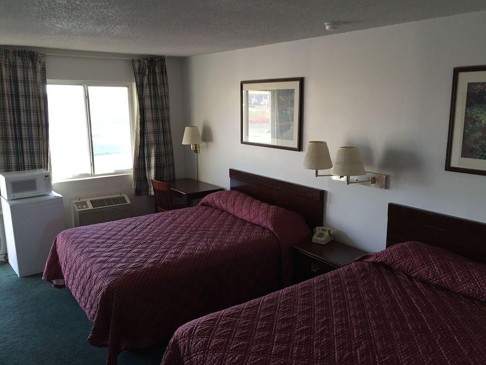 Slumber Inn Of Harrisonville - photo 17