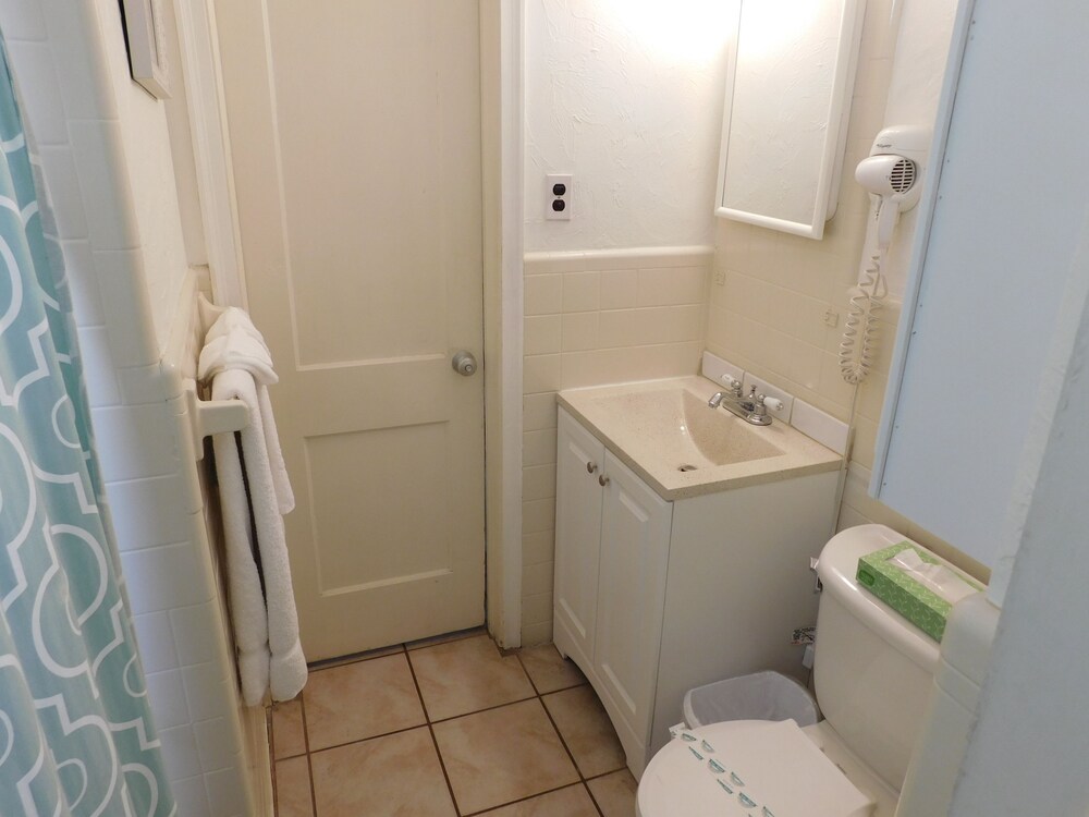 Gulf Beach Resort Motel - photo 12