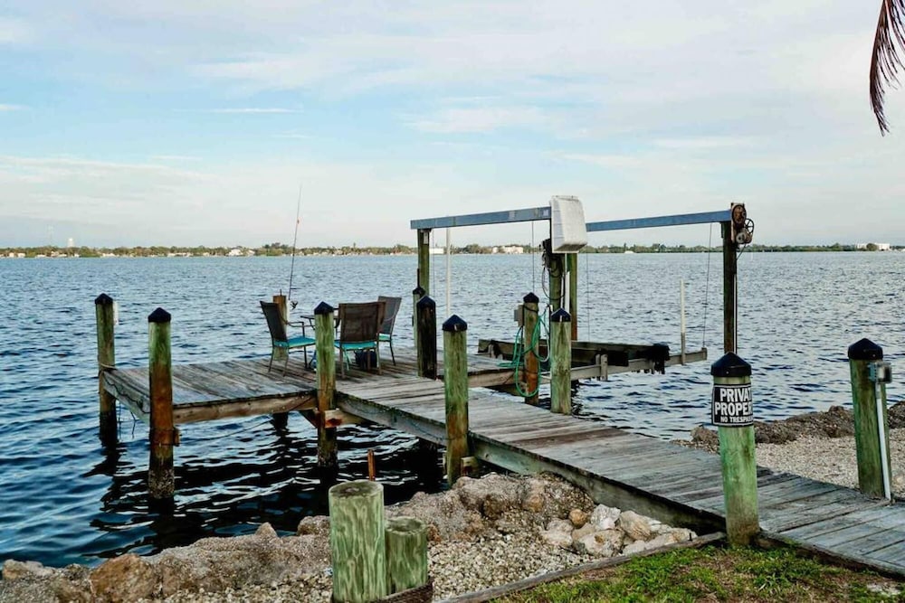 Waterfront Studio with Pool on Manasota Key - photo 27