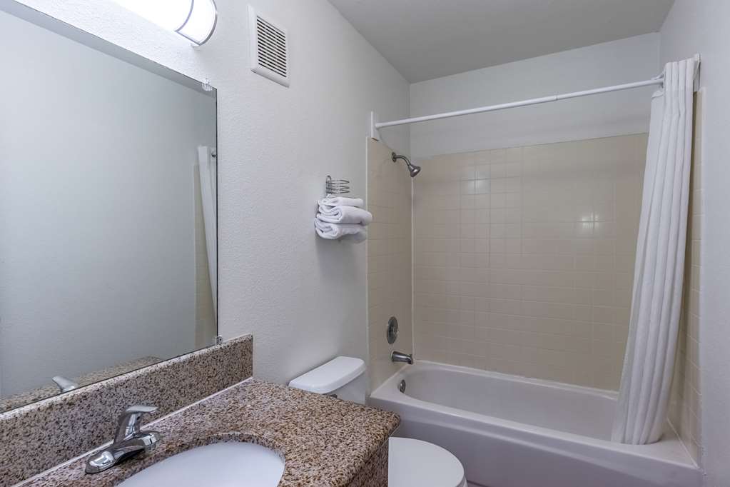 Motel 6 Beaverton OR - photo 19