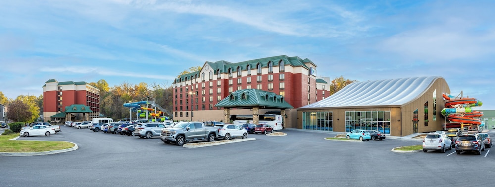 Country Cascades Waterpark Resort - photo 89