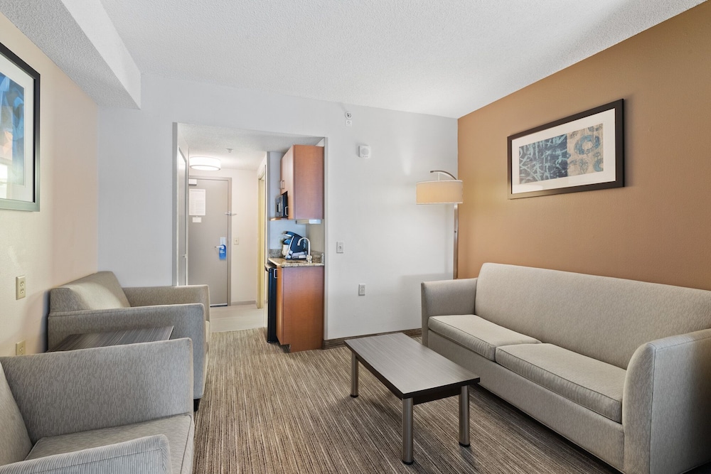 Holiday Inn Express Hotel & Suites Bethlehem by IHG - photo 23