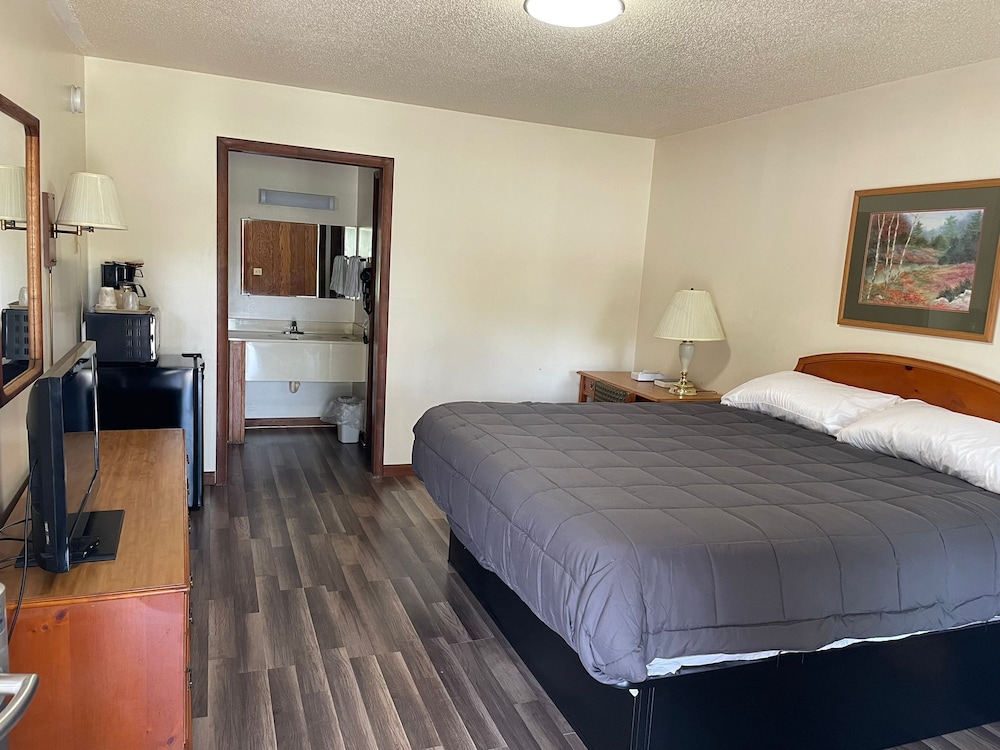 Pine Valley Motel - photo 9