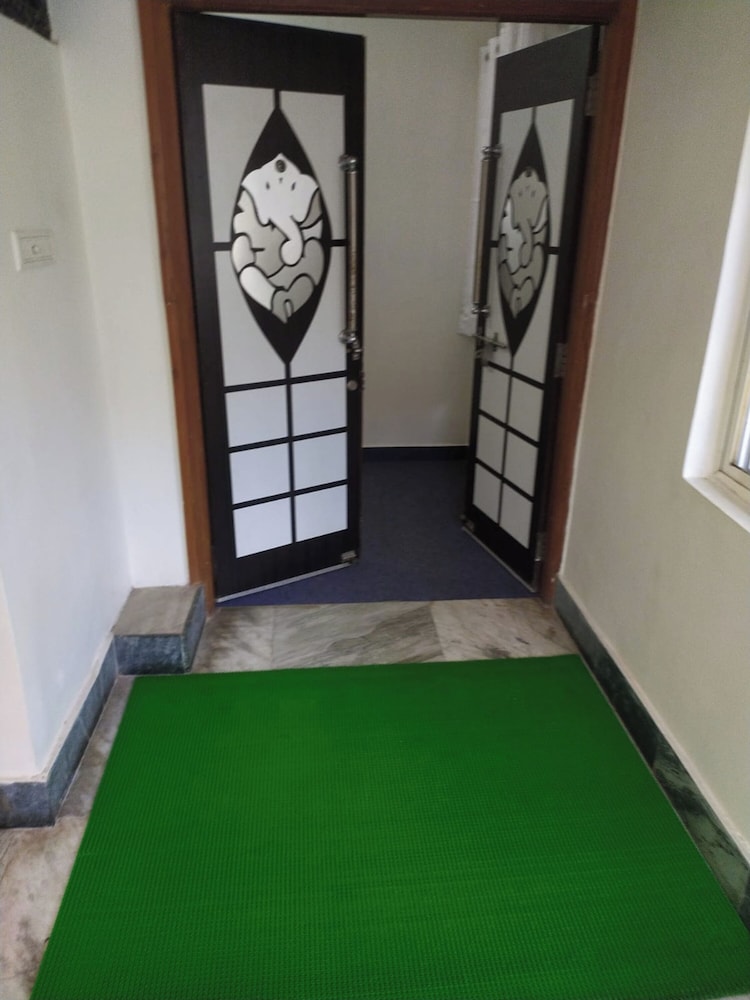 Living Studio - carbon neutral hotel in Patna