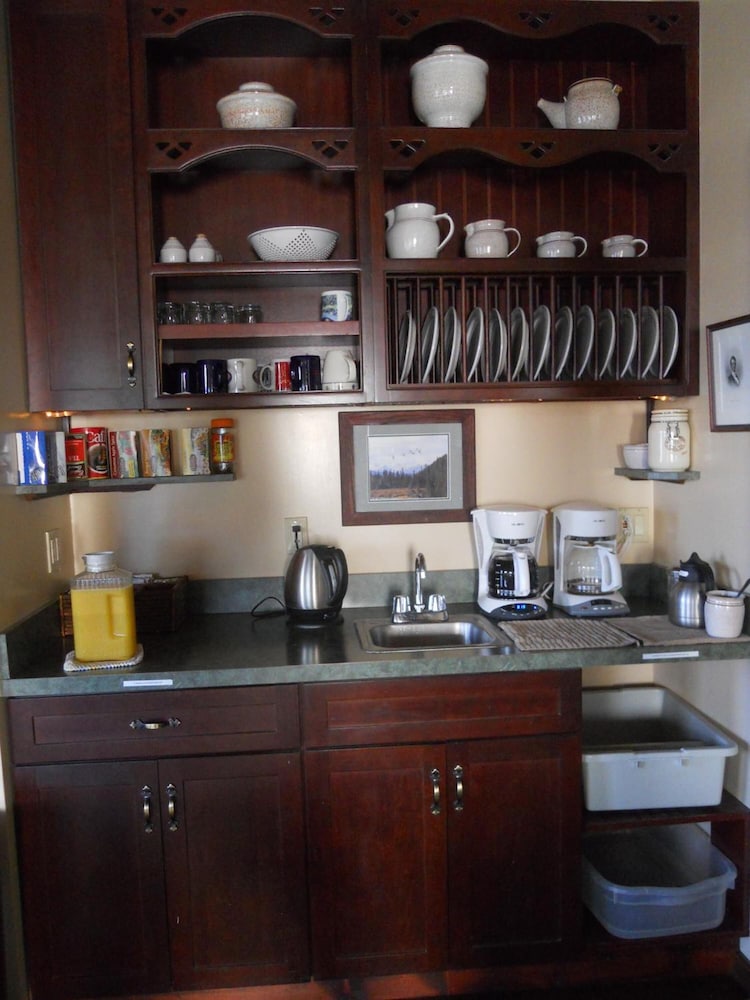 A Swan Nest Inn - photo 24