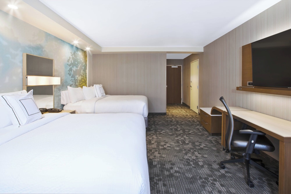 Courtyard by Marriott St. Joseph Benton Harbor - photo 10