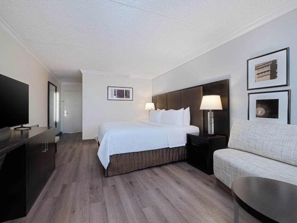 Crowne Plaza Suffern Mahwah by IHG - photo 5