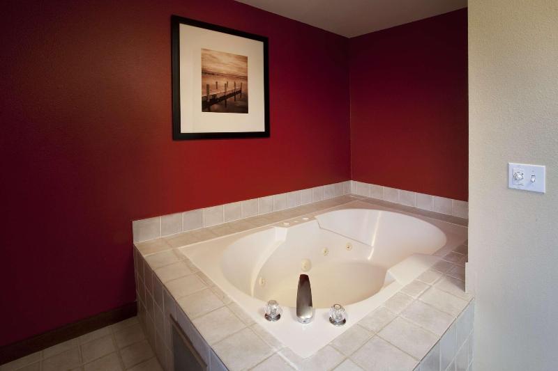 Baymont by Wyndham Kent Seattle - photo 35