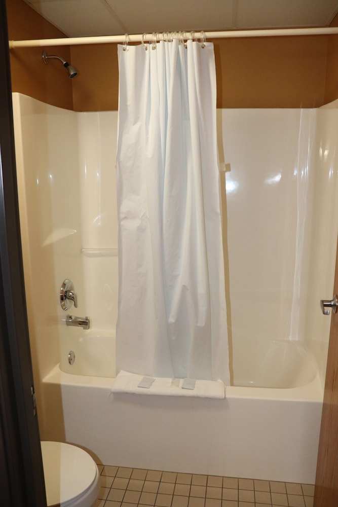 Prairie Inn and Suites Holmen La Cross - photo 19