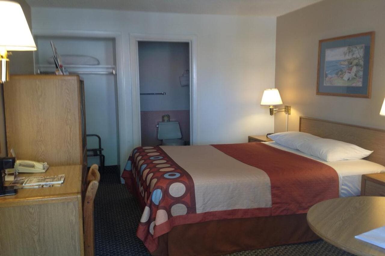 Super 8 Santa Barbara goleta - photo 4