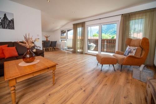 Ferienwohnung Bergnasennen — 4-Star Luxury Hotel in Pfronten, Germany