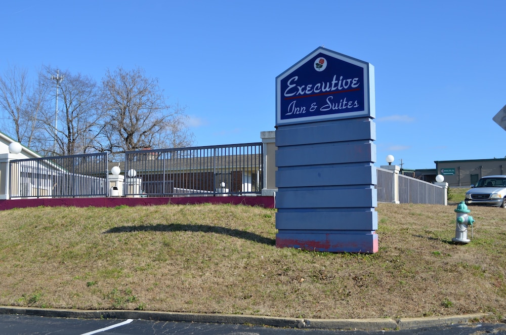 Executive Inn and Suites Jackson - photo 36