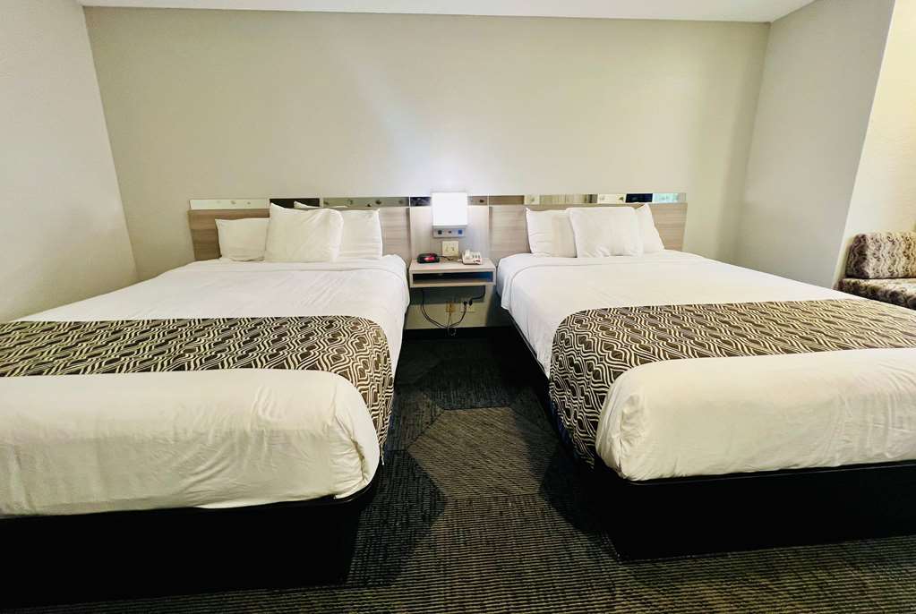 Microtel Inn by Wyndham Georgetown - photo 19