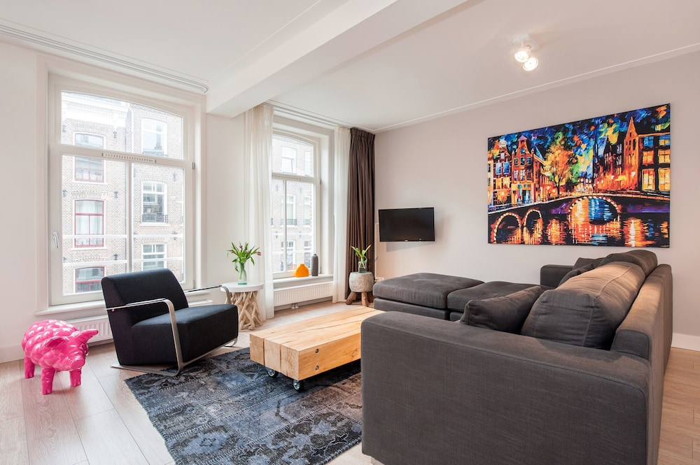 Cityden Rijksmuseum Serviced Apartments — 4-Star Luxury Hotel in Amsterdam, Netherlands