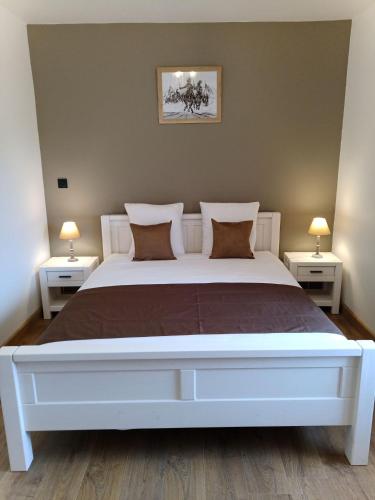 Pavie — hotel in Auxon-Dessous
