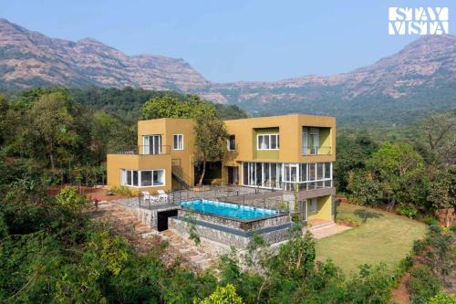 StayVista at The Chirping Villa with Infinity Pool — 5-Star Luxury Hotel in Pune, India