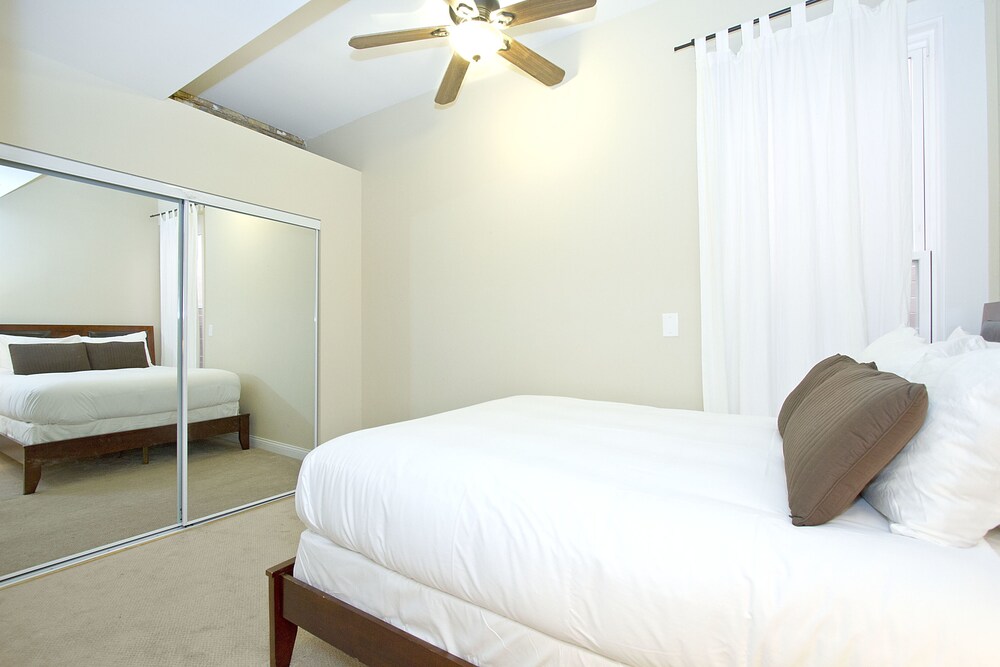 Lovely 3BR in Lake View by Sonder - photo 9