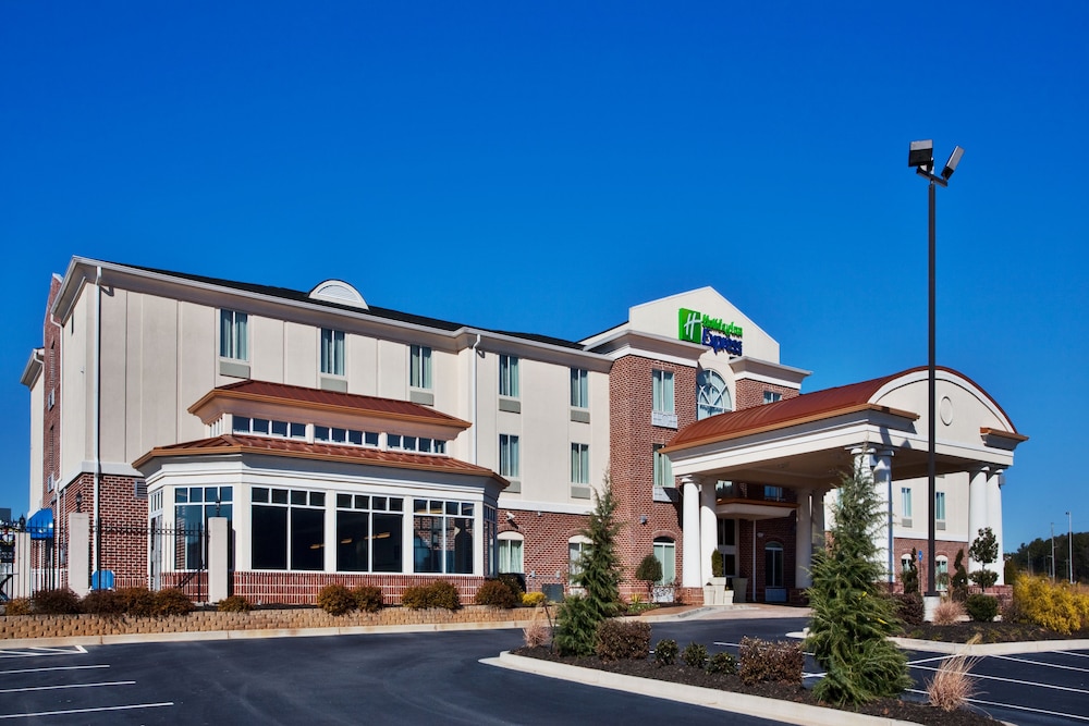 Holiday Inn Express Hotel & Suites Bremen - photo 35